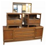BASSETT Vintage 4 Piece Bedroom Set.
