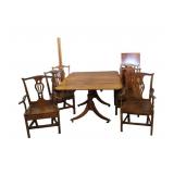 Antique Mahogany Table & 6 Chairs.