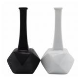 KIM YIK-YUNG (Korea, b. 1935) Vases.