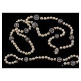 JEWELRY. DAVID WEBB 18kt Gold Diamond Pearl, Onyx