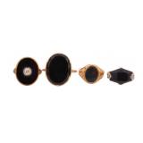 JEWELRY (4)  Assorted 14kt and 18kt Gold Rings