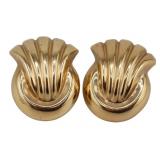 JEWELRY. Vintage 14kt Gold Hollow Earrings.