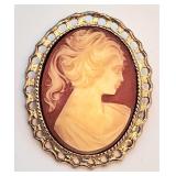 Cameo brooch