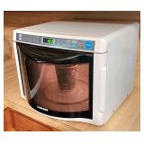 Fururistic Samsung microwave works