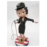 Betty Boop USO statue
