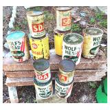 Vintage oil can lot