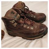 Ladies Bastien & Timberland boots