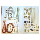Costume jewelry lot 12