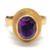 18k gold amythest ring