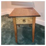 Unique solid oak end table w rope edging