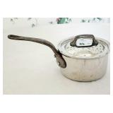 Made in France pot w lid
