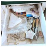 Drawer lot cake baking accessories
