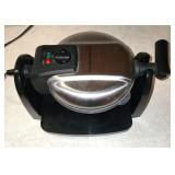 Hamilton Beach Belgian waffle maker works
