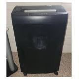 large paper shredder works