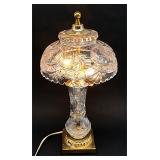 cut crystal lamp