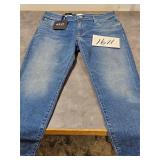 NEW Jeans