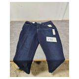 NEW LEVI Jeans