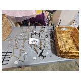 plate holders & basket