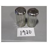 vintage restaurant style glass dispensers