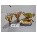 gold decorative items