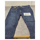 NEW Jeans