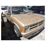 1990 DODGE DAKOTA--5 SPEED