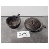 cast iron pots - no handles