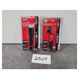 2 milwaukee flashlights