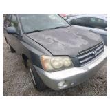 2002 TOYOTA HIGHLANDER
