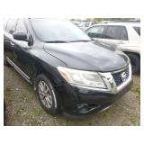 2015 NISSAN PATHFINDER--REBUILT TITLE