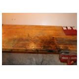 Work bench with side vise