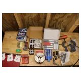 Lathe chuck and tools