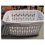5 LAUNDRY BASKETS