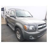 2005 TOYOTA SEQUOIA
