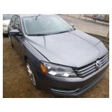 2014 VOLKSWAGEN PASSAT