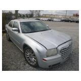 2005 CHRYSLER 300
