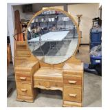 vintage vanity with mirror matches 2903 & 2905