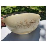 vintage pyrex bowls