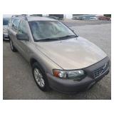 2004 VOLVO XC70