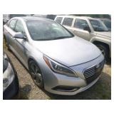 2016 HYUNDAI SONATA (HYBRID)