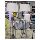 2 lamps, one needs socket repaired