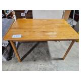 Oak Table 48 x 32 x 29
