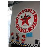 Texaco metal motor oil sign and other decor