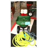 Scotts Turf Builder EdgeGuard Broadcast Spreader