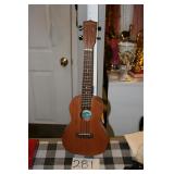 Diamond Head ukulele