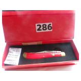 Queen 2 bladed red handle pocketknife