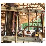 (2) MANURE FORK - SHORT AND LONG GARDEN POTATO DIGGER - SHOVEL, PLASTIC HANDLE BROKEN - SLEDGE HAMMER - (IMP. SHED)