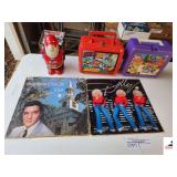 ELVIS "HOW GREAT THOU ART" RECORD ALBUM DOLLY PARTON RECORD ALBUM-RED PLASTIC SUPER MARIO BROTHERS LUNCHBOX WITH MATCHING THERMOS-PURPLE PLASTIC BOB THE BUILDER LUNCHBOX-NO THERMOS-BUD MAN BEER STEIN-