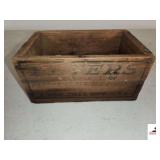 PETERS WOOD CARTRIDGE BOX - WROTE ON BOX: PETERS AIR RIFLE SHOR PETERS CARTRIDGE DIVISION REMINGTON ARMS COMPANY, INC KINGS-MILLS, OHIO, USA - (KITCHEN)