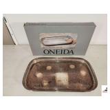 ONEIDA OBLONG FOOTED GALARY SILVERPLATE TRAY IN BOX